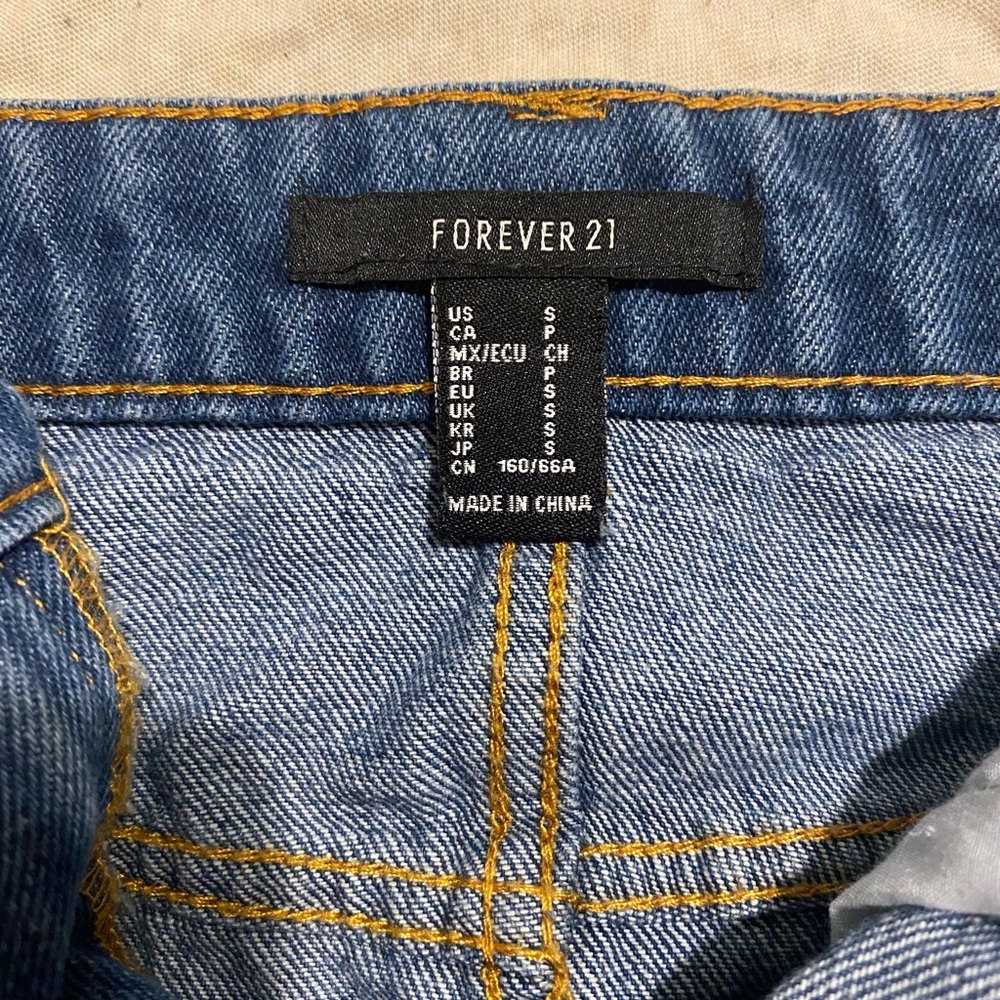 Forever21 denim mini skirt - Picture 2 of 3